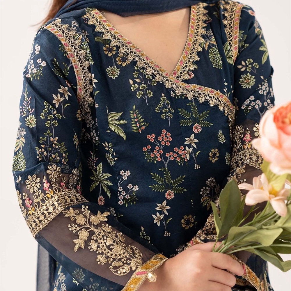 Elegant Navy Blue Floral Lehenga with Sheer Dupatta - Picture 2 of 6